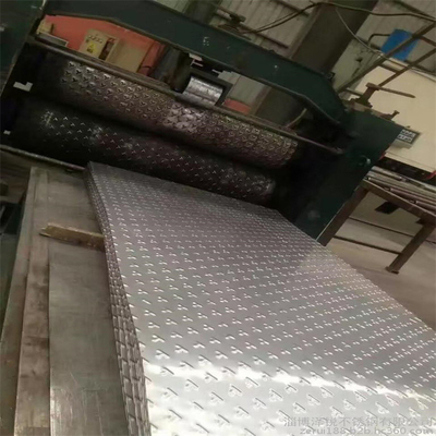 Hot Rolled 304 Stainless Steel Embossed Sheets 1500 * 6000mm 10mm Antiskid