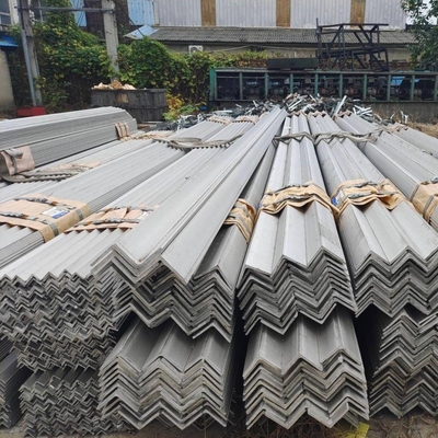 40x5mm Hot Rolled Carbon Steel Structural Sections ASTM A36 Mild Steel Angle Bar Customized Grade