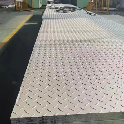 ASTM 316 Embossed Stainless Steel Sheets Anti Skidding 1400 * 6000mm Size 0.65mm 0.75mm Thickness 2B Toilet Building